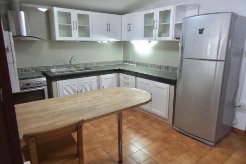 House in Bangkok, Thailand 4 bedrooms № 157541 - photo 12