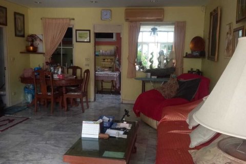 Дом в Паттайе, Таиланд с 3 спальнями  № 164150 - фото 2