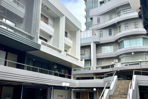 Propriété commerciale à Watthana, Bangkok, Thaïlande № 164147 - photo 2