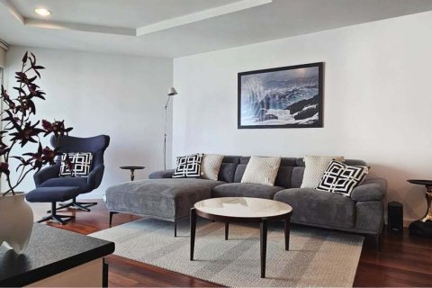 Condo in Huai Khwang, Bangkok, Thailand, 2 bedrooms  № 164145 - photo 2