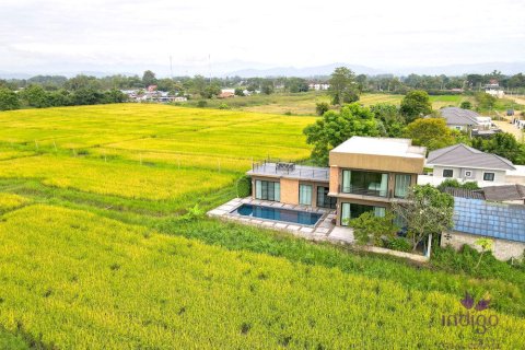 Villa in Chiang Mai, Thailand 3 bedrooms № 162565 - photo 1