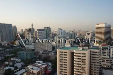 Condo à Khlong Toei, Bangkok, Thaïlande, 2 chambres  № 218038