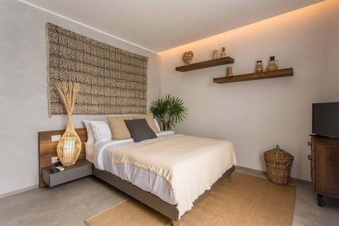 Villa in Phuket, Thailand 3 bedrooms № 167519 - photo 9