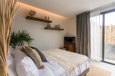 Villa in Phuket, Thailand 3 bedrooms № 167519 - photo 10