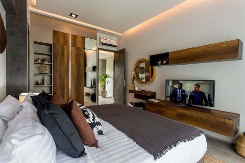 Villa in Phuket, Thailand 3 bedrooms № 167519 - photo 7
