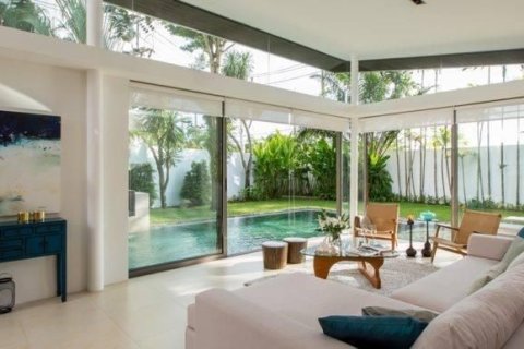 Villa in Phuket, Thailand 3 bedrooms № 167514 - photo 3