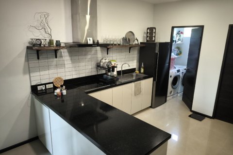 Таунхаус в Пхукете, Таиланд с 3 спальнями  № 167516 - фото 5