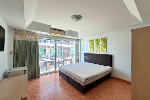 Commercial property in Pattaya, Thailand 480 sq.m. № 209915 - photo 8
