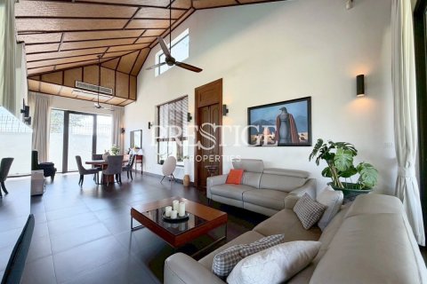 Maison à Pattaya, Thaïlande 3 chambres № 209918 - photo 3