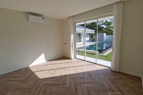 Дом в Ханг Донге, Таиланд с 5 спальнями  № 140174 - фото 30