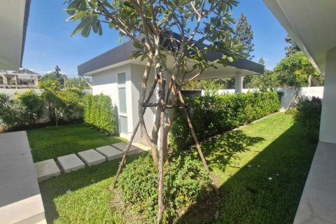 Дом в Ханг Донге, Таиланд с 5 спальнями  № 140174 - фото 8