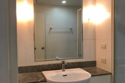 Eigentumswohnung in Watthana, Bangkok, Thailand, 1 Schlafzimmer  № 218197 - Foto 11