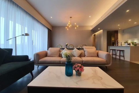 Condo à Watthana, Bangkok, Thaïlande, 3 chambres  № 149068 - photo 9