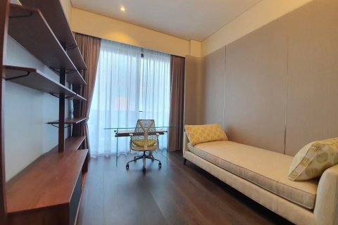 Condo à Watthana, Bangkok, Thaïlande, 3 chambres  № 149068 - photo 15