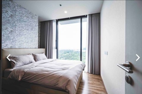 Condo in Chatuchak, Bangkok, Thailand, 2 bedrooms  № 133668 - photo 15