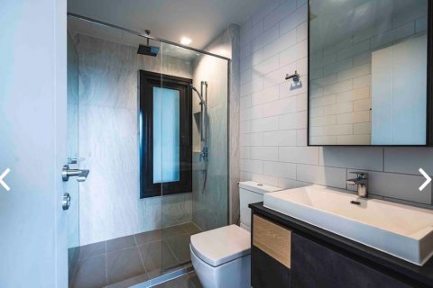 Condo in Chatuchak, Bangkok, Thailand, 2 bedrooms  № 133668 - photo 21