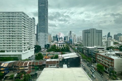 Condo in Watthana, Bangkok, Thailand, 2 bedrooms  № 133670 - photo 20
