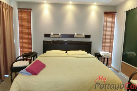 Maison à Bang Lamung, Thaïlande 4 chambres № 32334 - photo 21