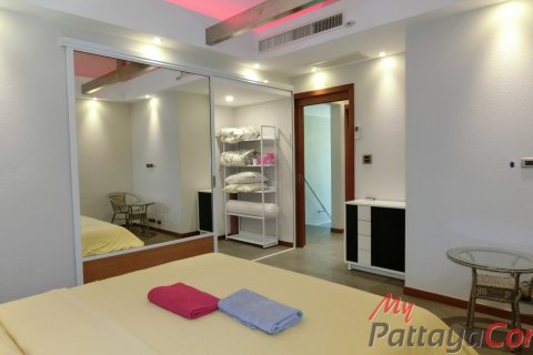 Maison à Bang Lamung, Thaïlande 4 chambres № 32334 - photo 19