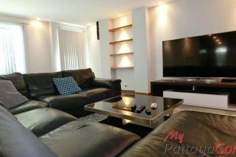 Maison à Bang Lamung, Thaïlande 4 chambres № 32334 - photo 5