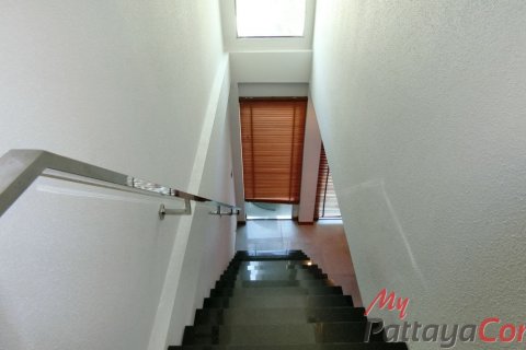 Maison à Bang Lamung, Thaïlande 4 chambres № 32334 - photo 11