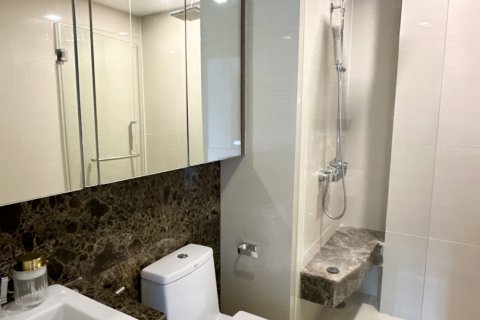 Кондоминиум с 2 спальнями в Ваттхане, Бангкок, Таиланд № 154640 - фото 16