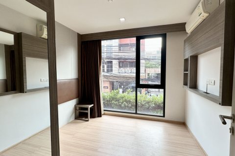 Кондоминиум с 2 спальнями в Ваттхане, Бангкок, Таиланд № 154640 - фото 8