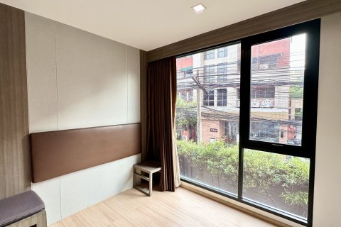 Кондоминиум с 2 спальнями в Ваттхане, Бангкок, Таиланд № 154640 - фото 9