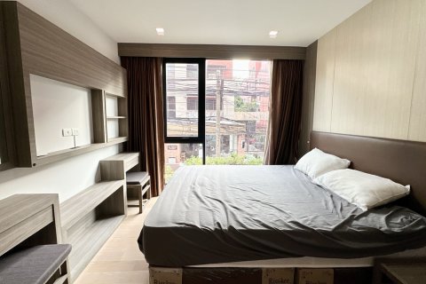 Кондоминиум с 2 спальнями в Ваттхане, Бангкок, Таиланд № 154640 - фото 5