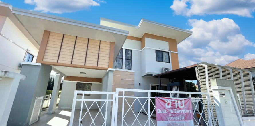 House in Hang Dong, Thailand 3 bedrooms № 154641