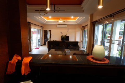 Villa in Phuket, Thailand 3 bedrooms № 154639 - photo 4