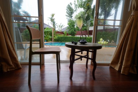 Villa in Phuket, Thailand 3 bedrooms № 154639 - photo 16