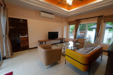 Villa in Phuket, Thailand 3 bedrooms № 154639 - photo 25