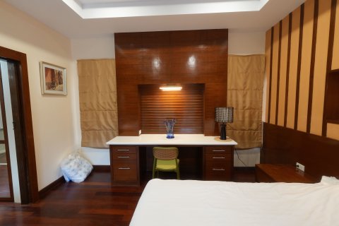 Villa in Phuket, Thailand 3 bedrooms № 154639 - photo 11