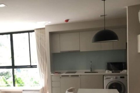 Студия в кондо в Ваттхане, Бангкок, Таиланд № 150043 - фото 3