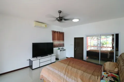 Maison à Udon Thani, Thaïlande 4 chambres № 150049 - photo 17