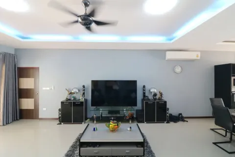 Maison à Udon Thani, Thaïlande 4 chambres № 150049 - photo 10