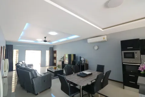 Maison à Udon Thani, Thaïlande 4 chambres № 150049 - photo 11