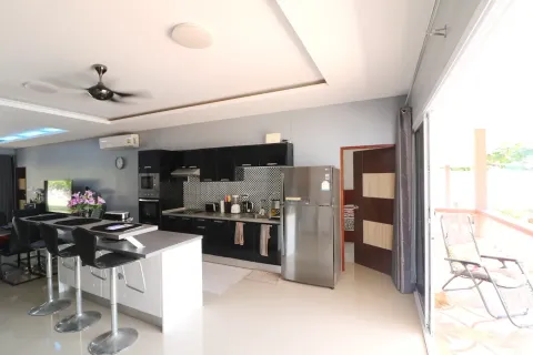 Maison à Udon Thani, Thaïlande 4 chambres № 150049 - photo 16