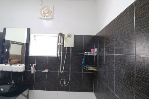 Maison à Udon Thani, Thaïlande 4 chambres № 150049 - photo 21