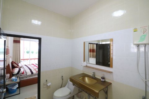 Maison à Udon Thani, Thaïlande 4 chambres № 150049 - photo 27