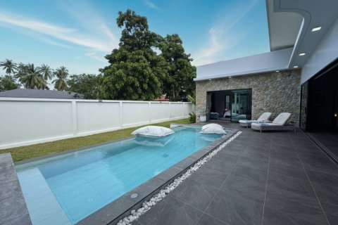 Вилла в Сураттхани, Таиланд с 3 спальнями № 134707 - фото 5