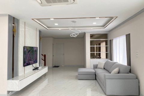 Дом в Нонтхабури, Таиланд с 6 спальнями  № 135758 - фото 3