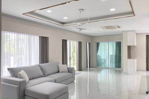 Дом в Нонтхабури, Таиланд с 6 спальнями  № 135758 - фото 7