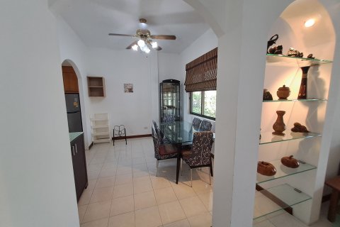 Вилла в Хуа Хине, Таиланд с 3 спальнями  № 135757 - фото 11