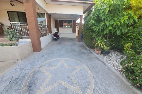 Вилла в Хуа Хине, Таиланд с 3 спальнями  № 135757 - фото 8