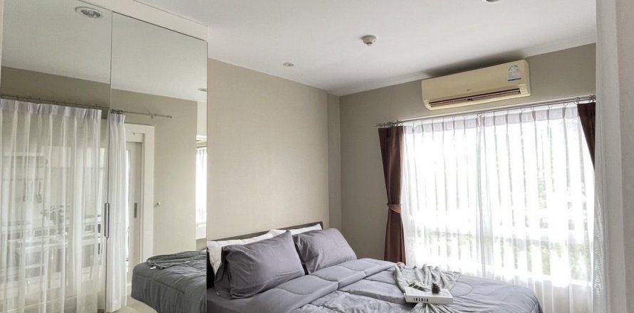 Studio dans le Condo à Kathu, Thaïlande  № 135756