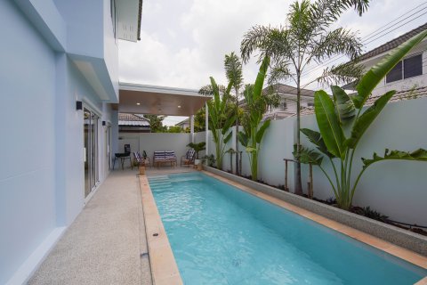 Villa à Khon Kaen, Thaïlande 4 chambres № 135645 - photo 10