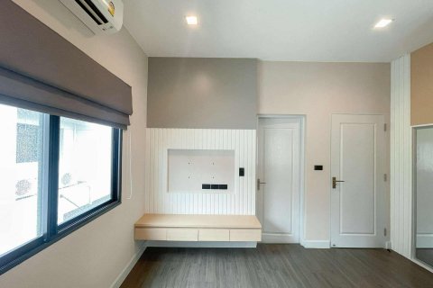 Дом в Банг Круае, Таиланд с 5 спальнями  № 135643 - фото 7