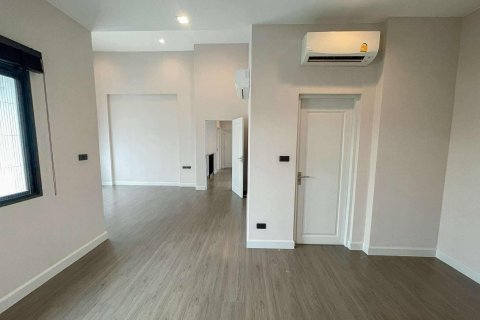 Дом в Банг Круае, Таиланд с 5 спальнями  № 135643 - фото 15